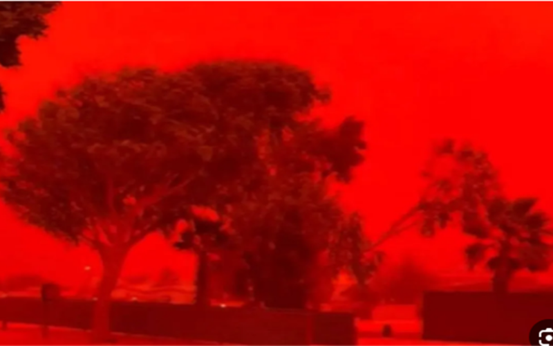 الأرصاد الجوية تنبه من الشائعات وتكشف أسباب حدوث العاصفة الدموية وتأثيرها